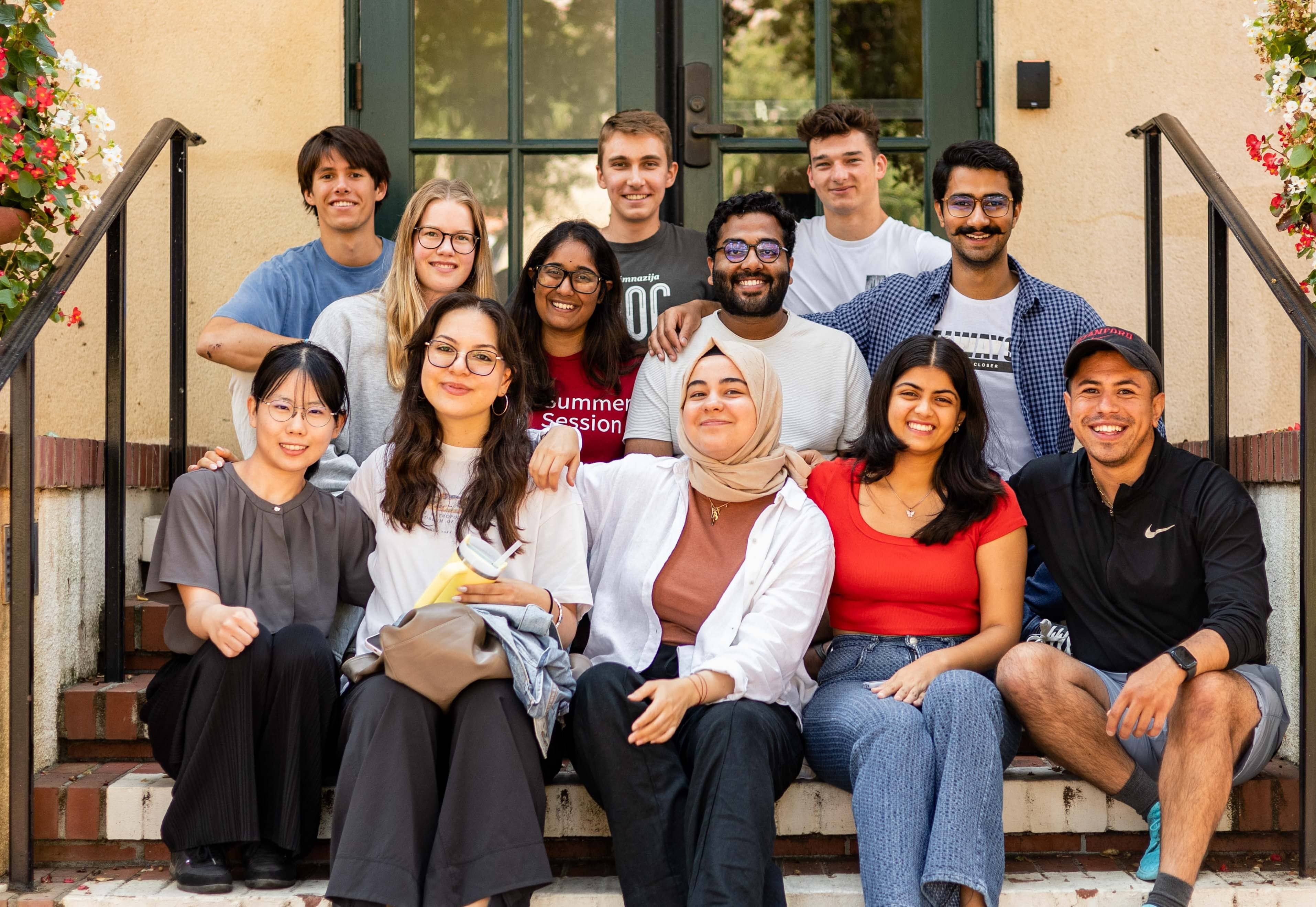 SUMMER PROGRAMS FOR INTERNATIONAL STUDENTS IN US visual data 2
